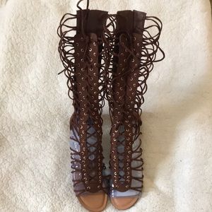 NIB | Carlos Santana | Brown Gladiator Sandals Size 8.5